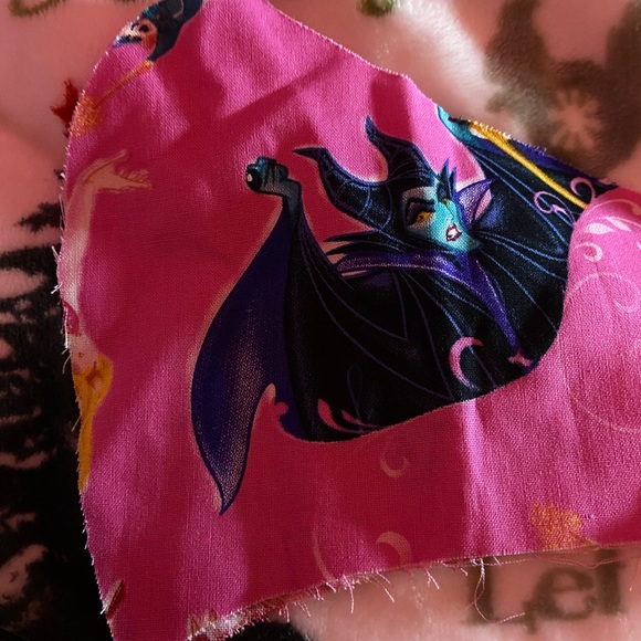 Hand Crafted Accessories Disney Sleeping Beauty Face Mask Olson